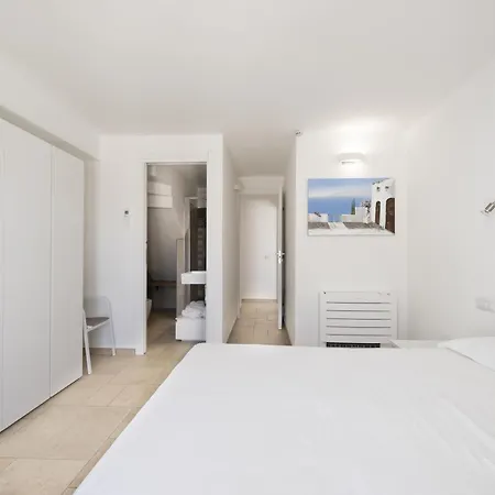 Zeffiro Vista Mare Con Giardino Βίλα Àrbatax
