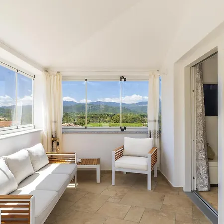 Zeffiro Vista Mare Con Giardino 빌라