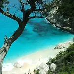 Zeffiro Vista Mare Con Giardino 阿尔巴塔克斯