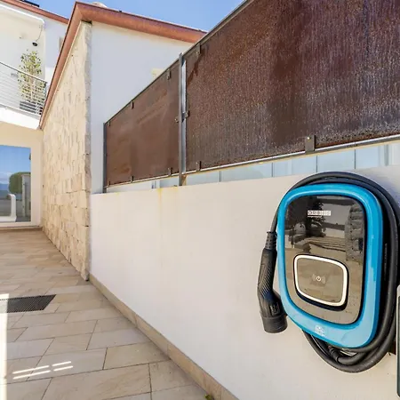 Zeffiro Vista Mare Con Giardino Àrbatax