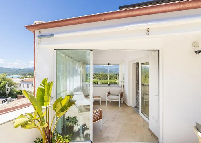 Zeffiro Vista Mare Con Giardino * アルバタクス